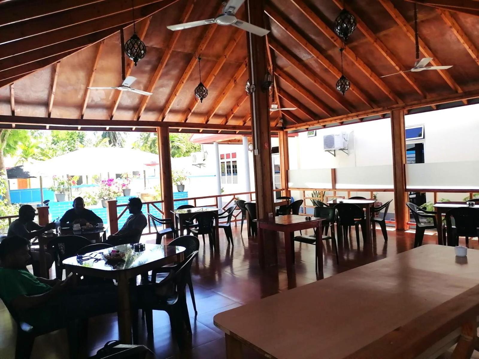 Charming Holiday Lodge- Addu Atoll Meedhoo, Maldives Luaran gambar