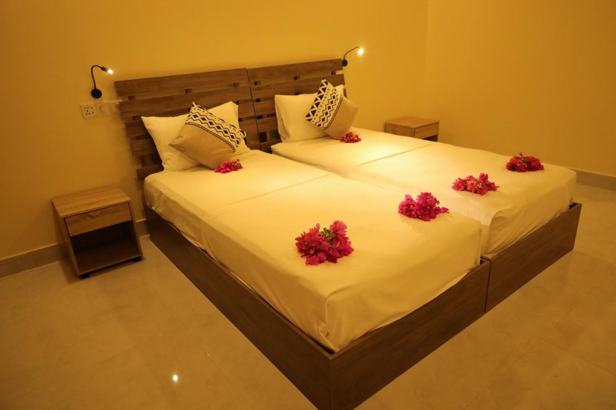 Charming Holiday Lodge- Addu Atoll Meedhoo, Maldives Luaran gambar