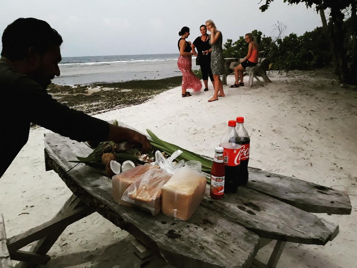 Charming Holiday Lodge- Addu Atoll Meedhoo, Maldives Luaran gambar